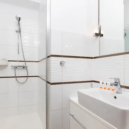 Family Apartament Mysliwska By Renters